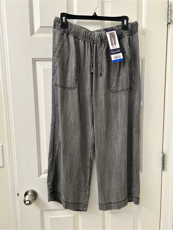 Splendid Pants - NWT Splendid Wide-Leg Drawstring Capris in Washed Gray